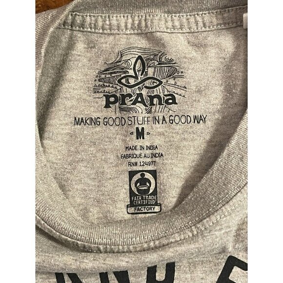 Prana Graphic T Shirt Men's Size M Lost & Found Keep Searching Sandstone SS - Picture 3 of 7